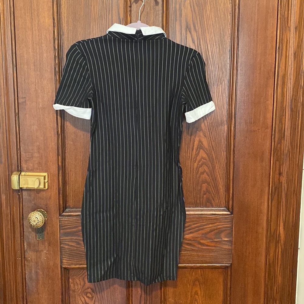 Week Day Collared Dress - Picture 3 of 6